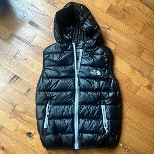 Kids North Face summit series puffer vest